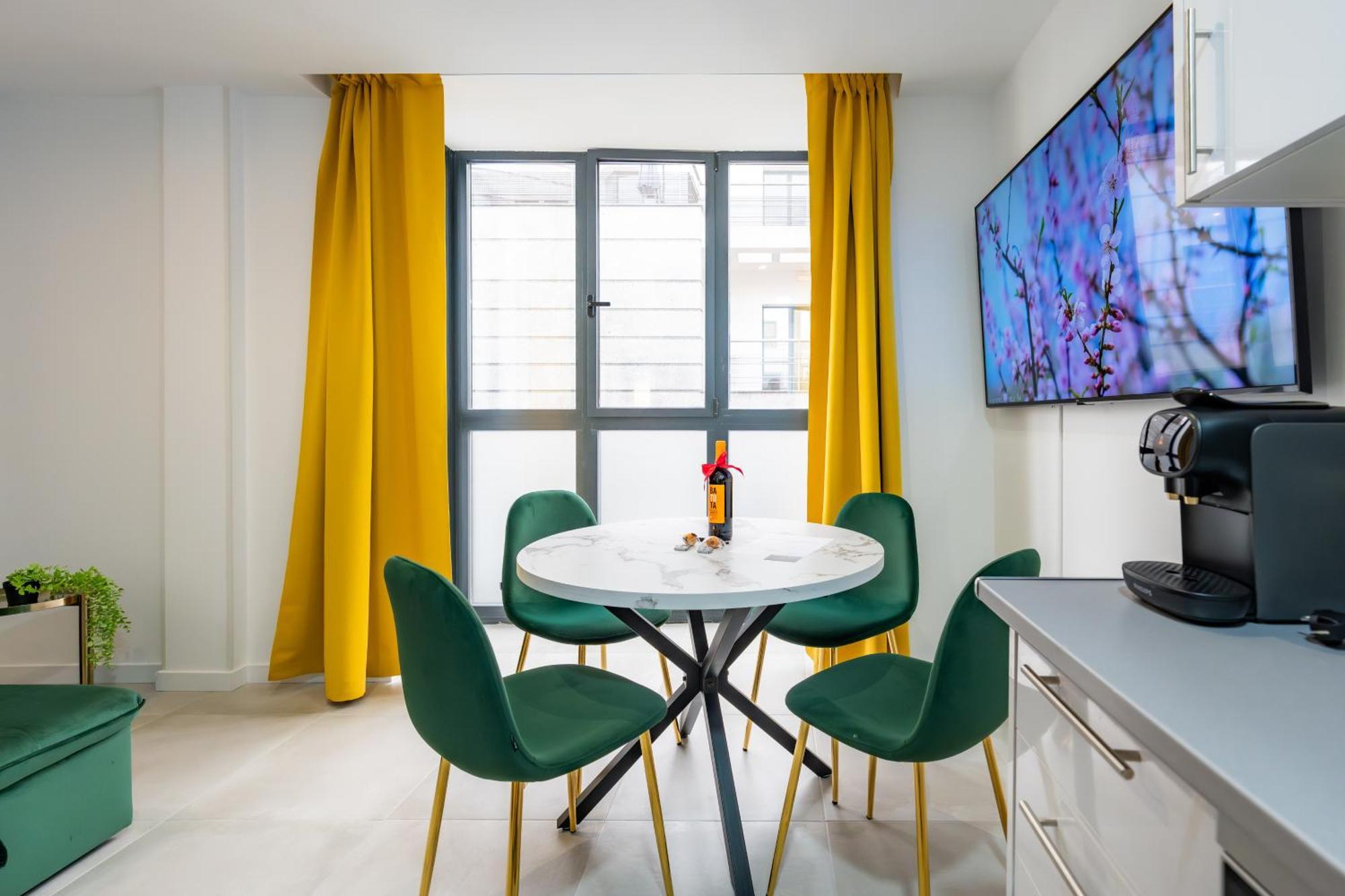 Lemon Apartment & Hotels Bernabeu 马德里 外观 照片