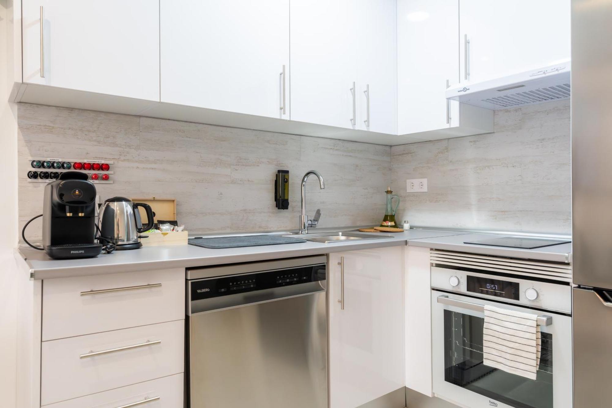 Lemon Apartment & Hotels Bernabeu 马德里 外观 照片