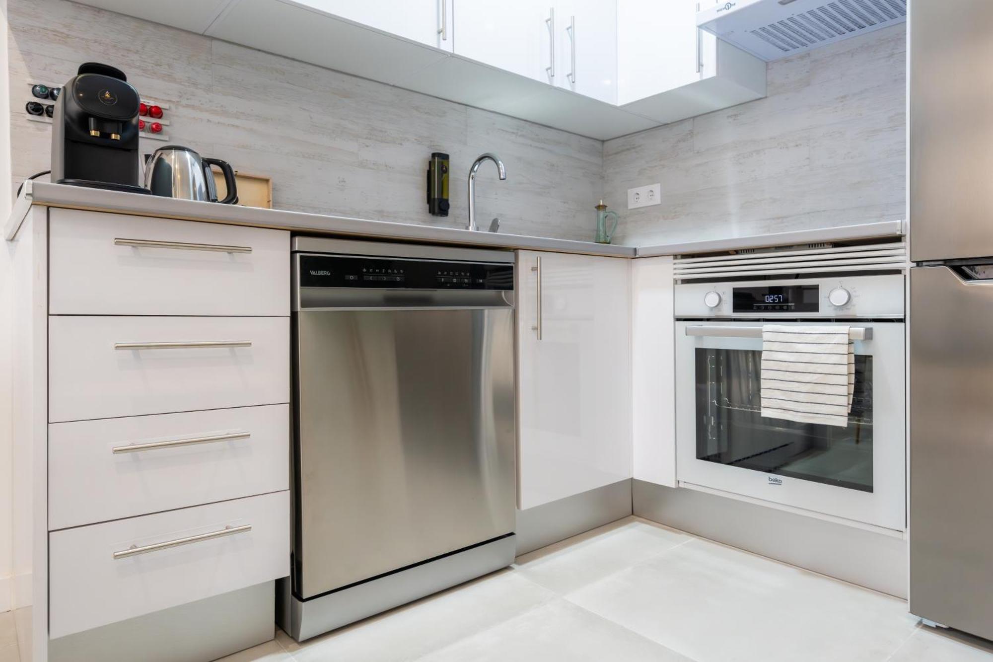 Lemon Apartment & Hotels Bernabeu 马德里 外观 照片