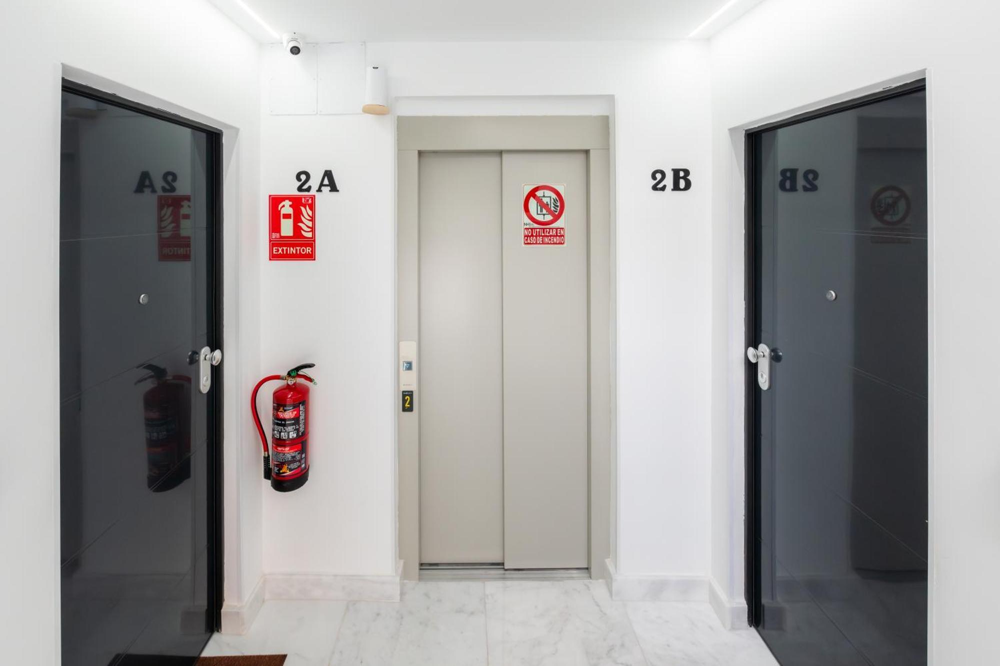 Lemon Apartment & Hotels Bernabeu 马德里 外观 照片