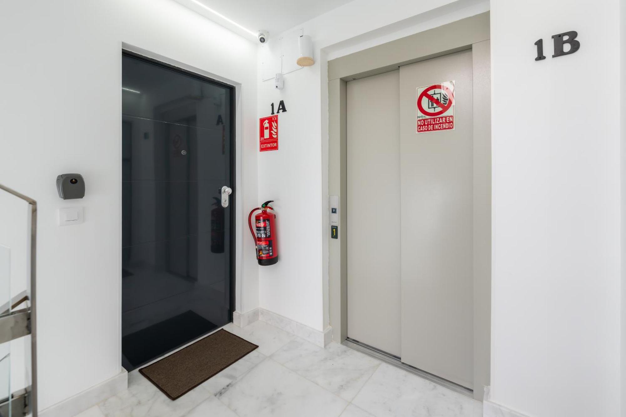 Lemon Apartment & Hotels Bernabeu 马德里 外观 照片